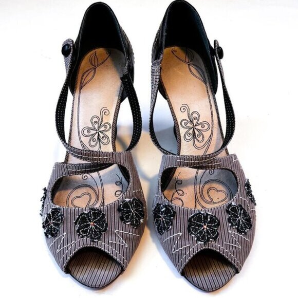 Kenzie Stacked Heel Peep Toe Unity Wedge Sandal Size 10 - Picture 4 of 11